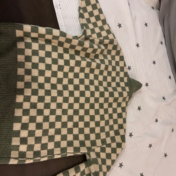 Like new green cardigan - Picture 7 of 9